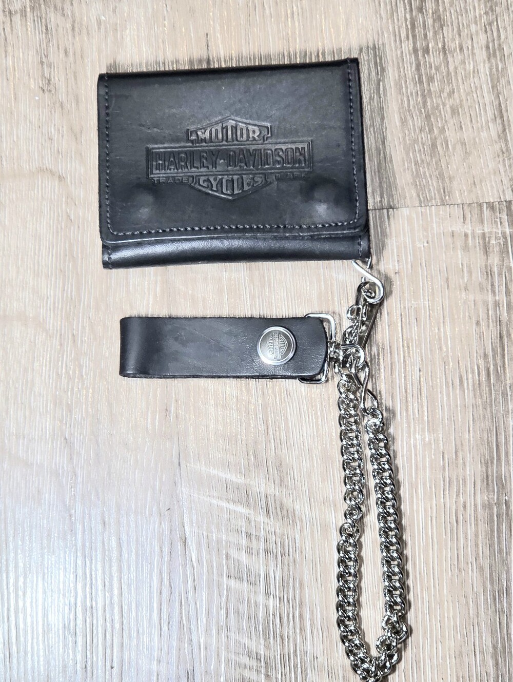 Harley-Davidson Men's Pre-owned Top Grain Leather USA Trifold Biker Wallet Black